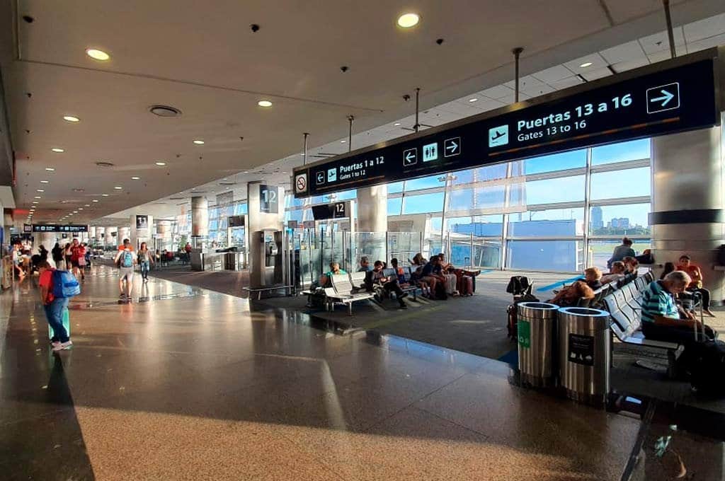 El tráfico aéreo no regresa a Argentina el 1° de septiembre