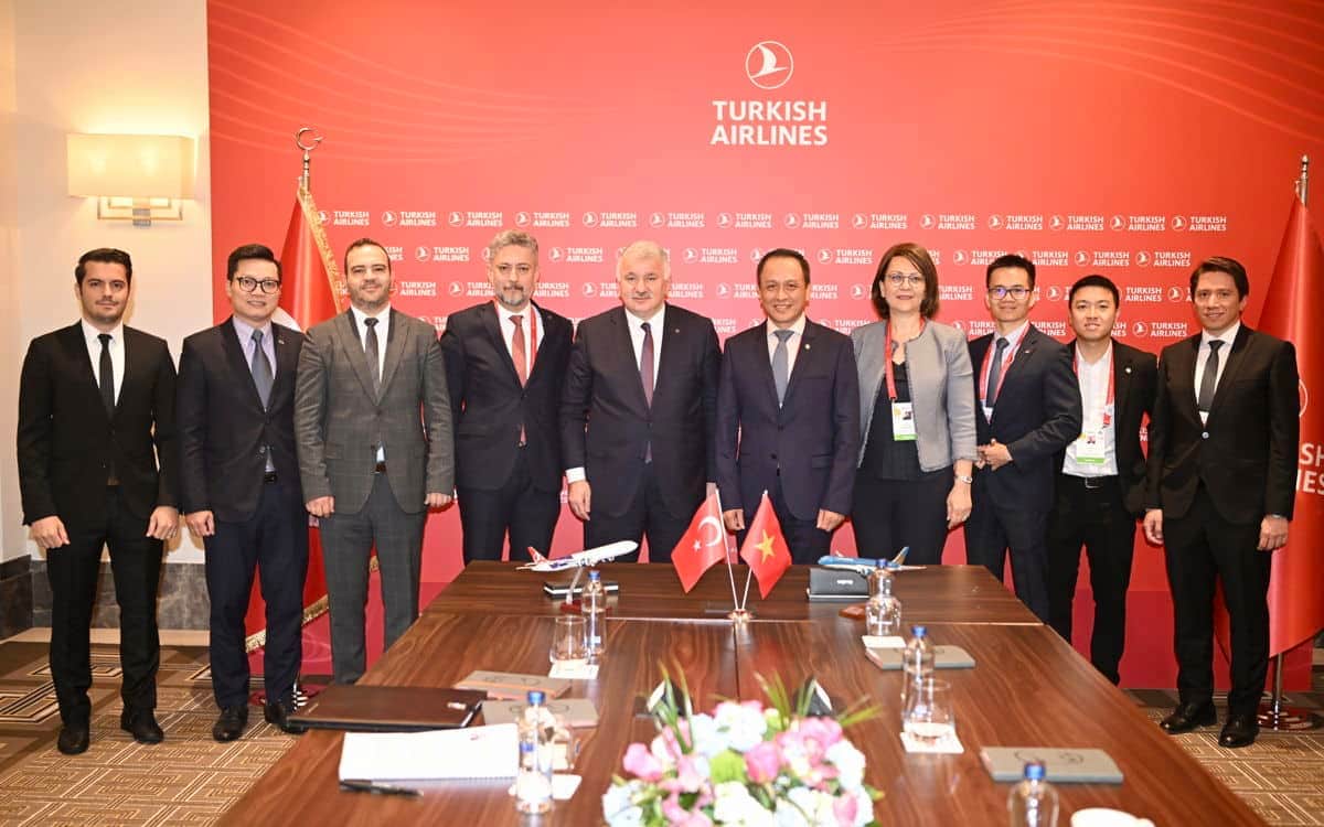 Turkish-Airlines-Vietnam-Airline-1