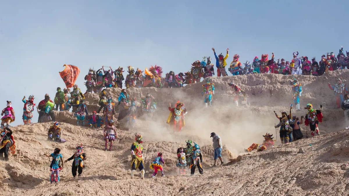 Carnaval-2024-en-Argentina-Jujuy-y-Gualeguaychú-100%-de-ocupación-1