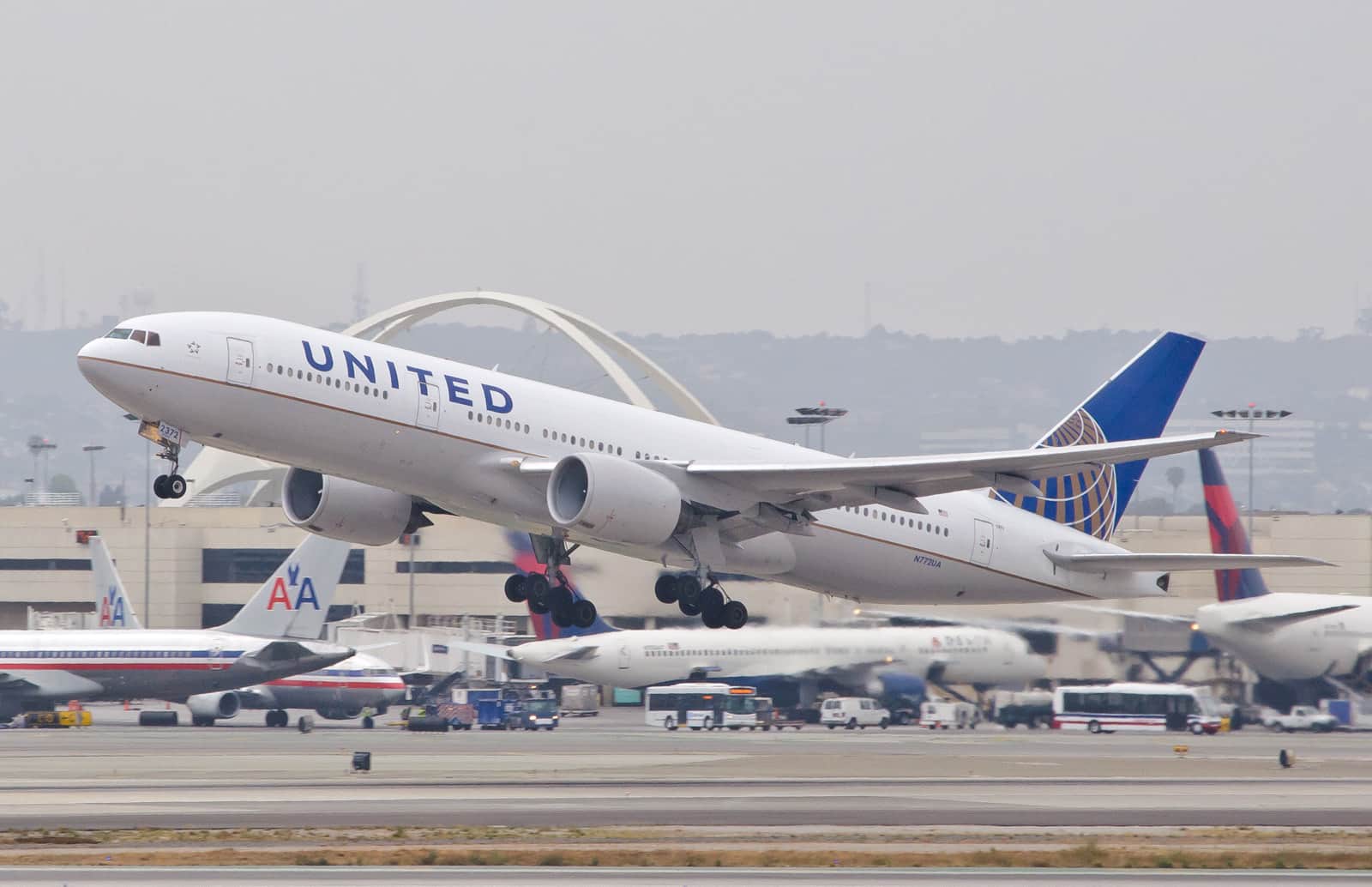 United-Airlines-2