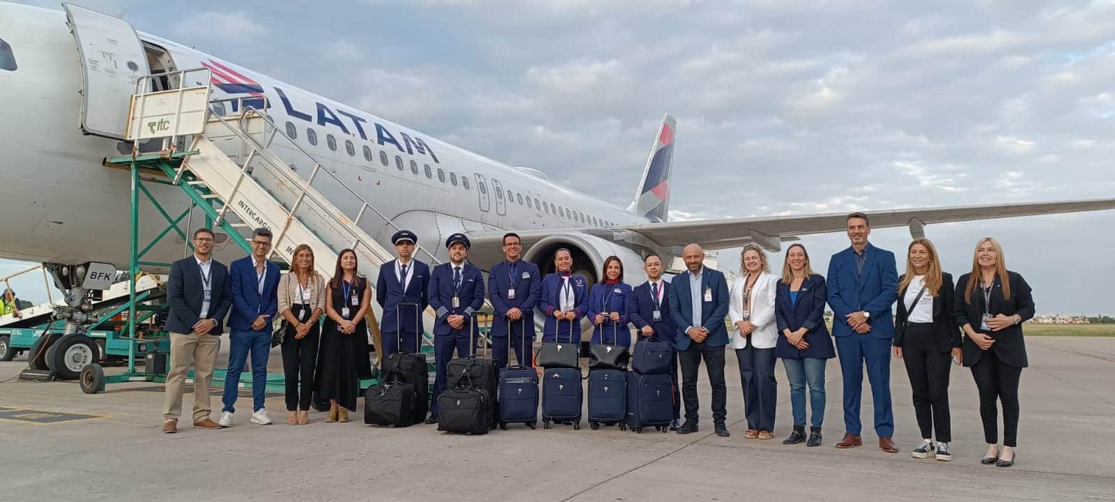 LATAM-Airlines-Perú-reinicia-ruta-Rosario-Lima-1