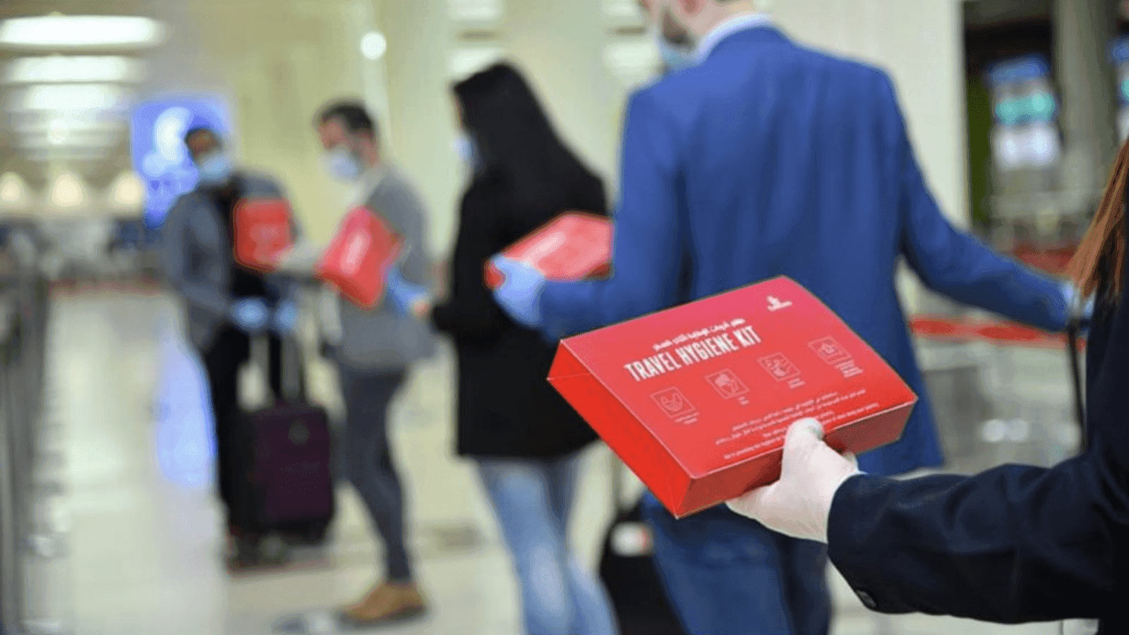 Emirates lanza un 'kit de higiene de viaje' para entregar a todos sus pasajeros a bordo 2
