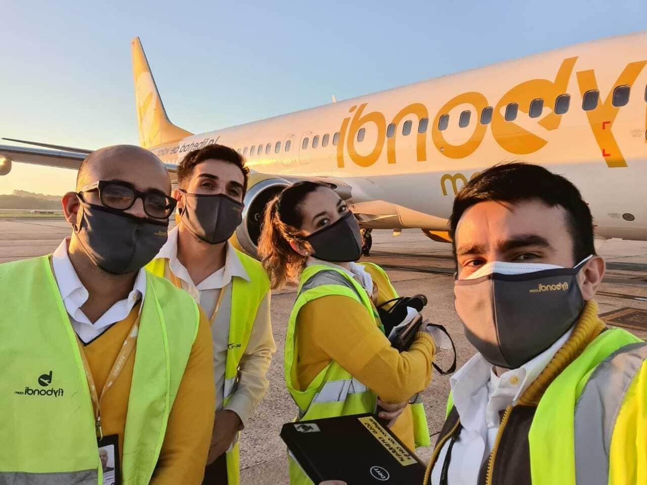 Flybondi incorporará más de 400 empleados durante el 2022 cuáles son las búsquedas y cómo aplicar