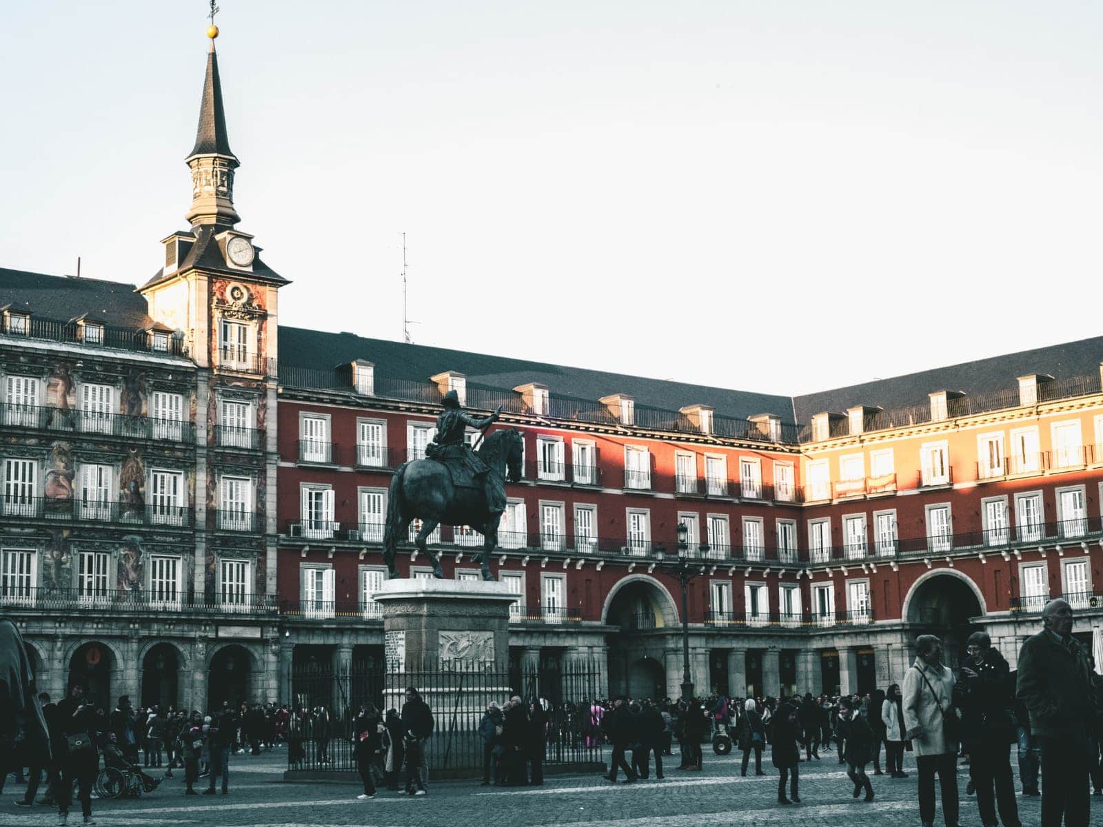España permitirá la entrada de turistas argentinos sin necesidad de vacunas
