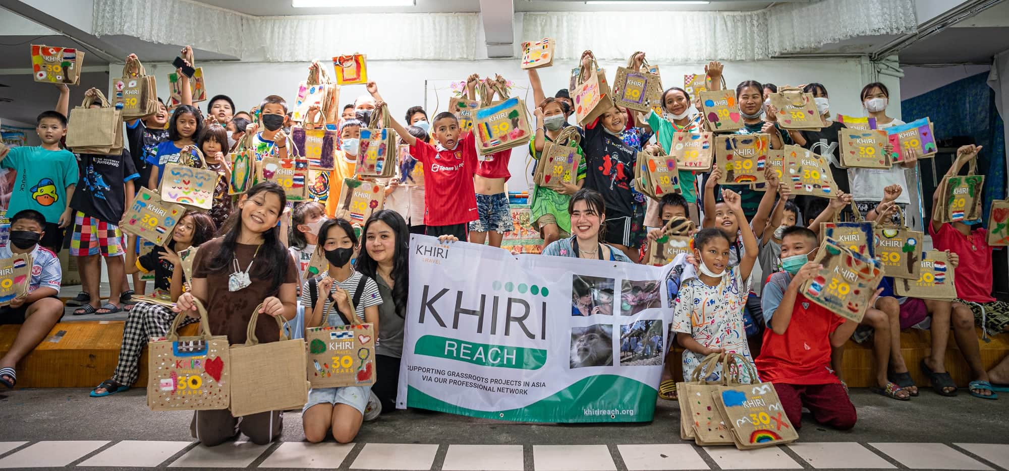 Khiri Reach and children of the Duang Prateep Foundation in Chiang Mai, Thailand (1)