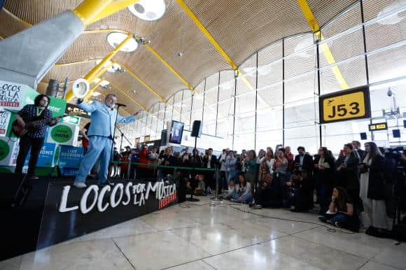Aena lanza una campaña de música en directo en aeropuertos para que pasajeros disfruten aún más de sus instalaciones-1