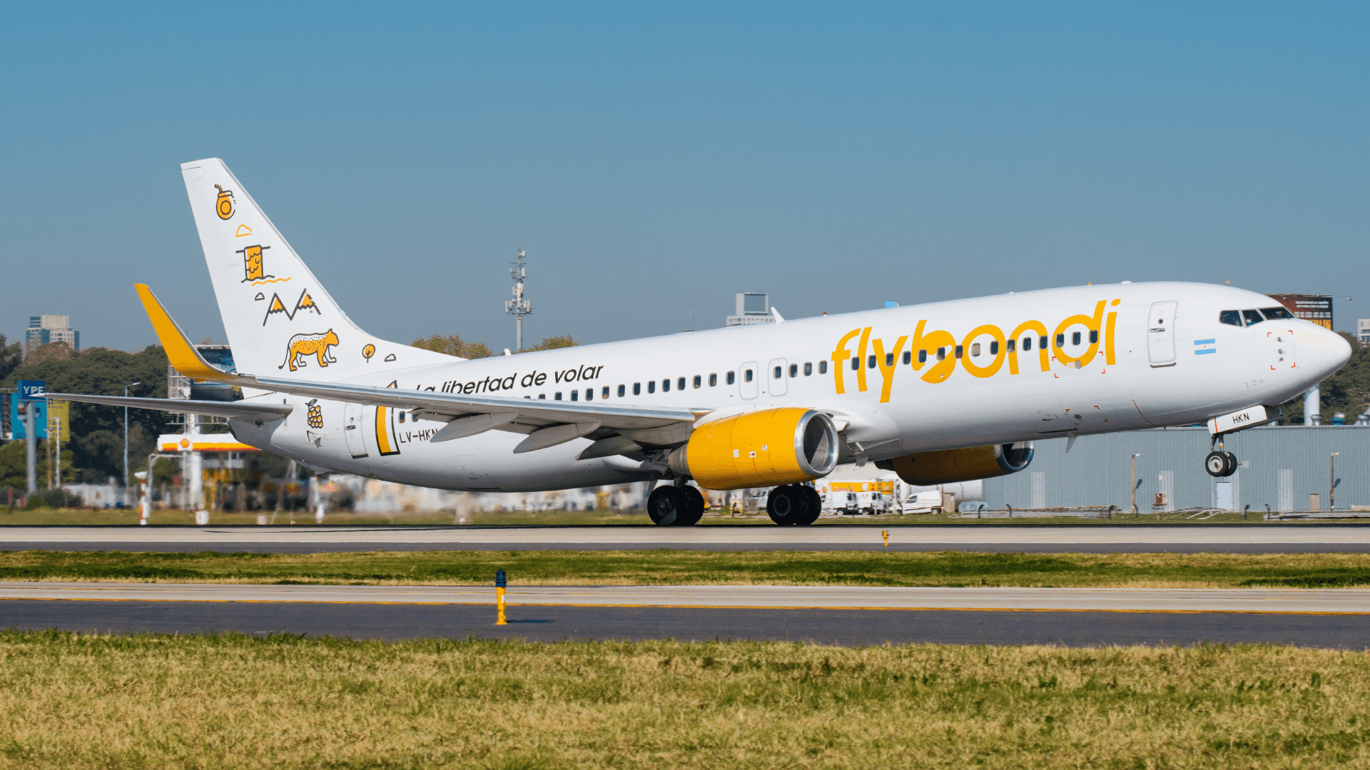 Flybondi-nueva-ruta-aérea-Buenos-Aires-Río-Gallegos-a-partir-de-febrero-2025-1